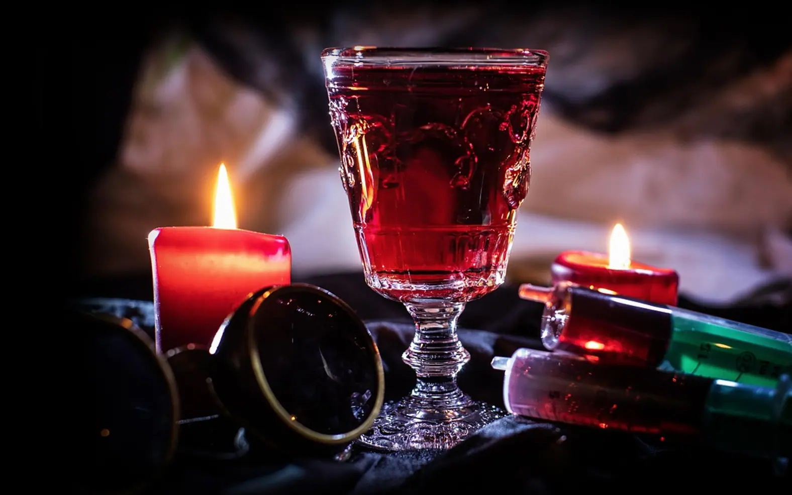 Drink, cocktail and candles